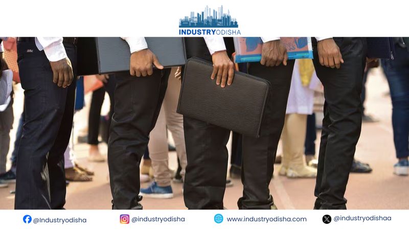 India’s Labour Market Shifts Toward Formal Employment as Unemployment Ticks Up