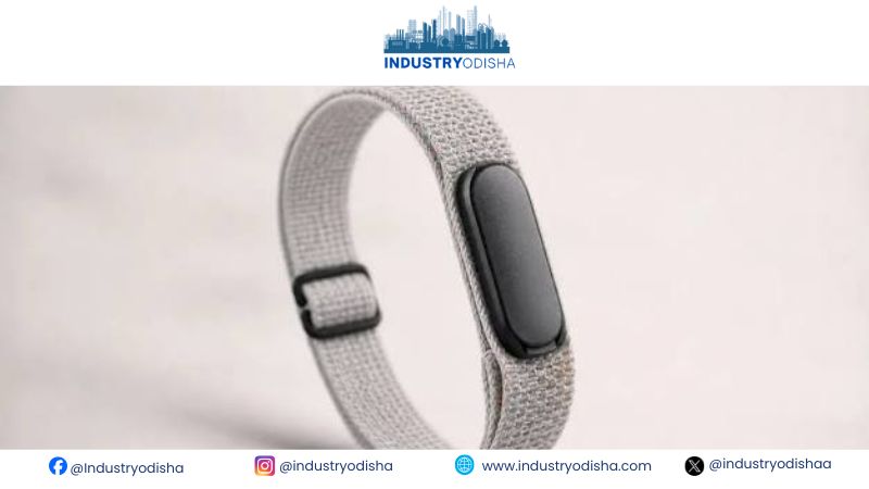 Apple reportedly expanding wearable lineup with screenless fitness tracker, details inside apple screenless fitness tracker
