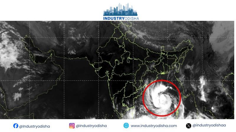 Cyclone Arnab Turns Very Severe, Heads for Andhra