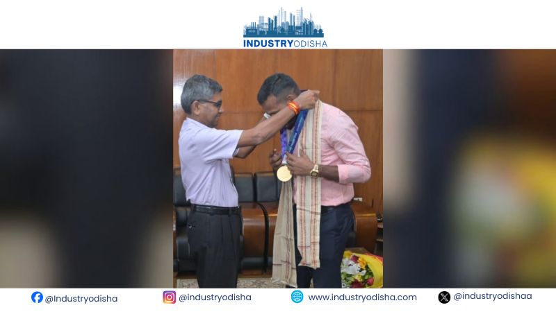 ECoR GM Felicitates Asian Games Gold Medallist and Sports Officer Amit Rohidas
